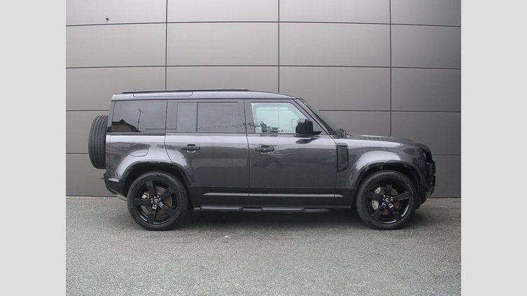 2024 認定中古車 Land Rover Defender 110 カルパチアングレイ D350 ディーゼルマイルドハイブリッド X-Dynamic HSE