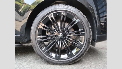 Range Rover 37