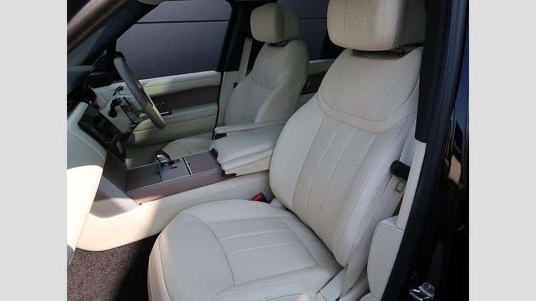 2025 認定中古車 Land Rover Range Rover サントリーニブラック D350 AWD MHEV（AT） スタンダードホイールベース Autobiography