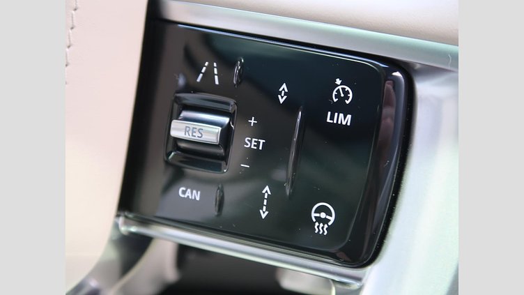 2025 認定中古車 Land Rover Range Rover サントリーニブラック D350 AWD MHEV（AT） スタンダードホイールベース Autobiography