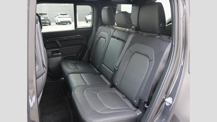 2023 認定中古車 Land Rover Defender 110 カルパチアングレイ D300 AWD（AT） X-DYNAMIC SE
