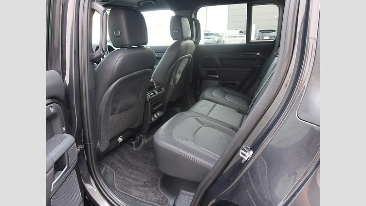2023 認定中古車 Land Rover Defender 110 カルパチアングレイ D300 AWD（AT） X-DYNAMIC SE