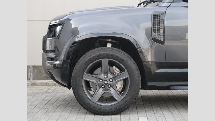 2023 認定中古車 Land Rover Defender 110 カルパチアングレイ D300 AWD（AT） X-DYNAMIC SE