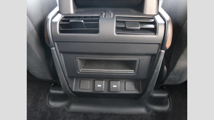 2023 認定中古車 Land Rover Defender 110 カルパチアングレイ D300 AWD（AT） X-DYNAMIC SE