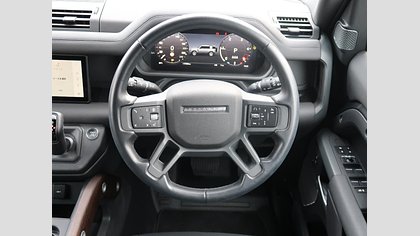 Defender 110 79