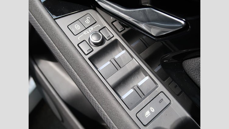 2019 認定中古車 Land Rover Range Rover Evoque Yulong White 2.0l I4 AJ200 Dsl Mid NFE Harness S