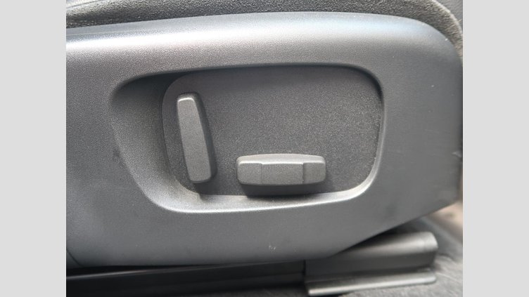 2019 認定中古車 Land Rover Range Rover Evoque Yulong White 2.0l I4 AJ200 Dsl Mid NFE Harness S