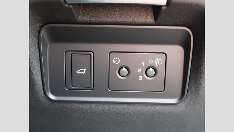 2021 認定中古車 Land Rover Range Rover Evoque Santorini Black 2.0 litre i4P​ S