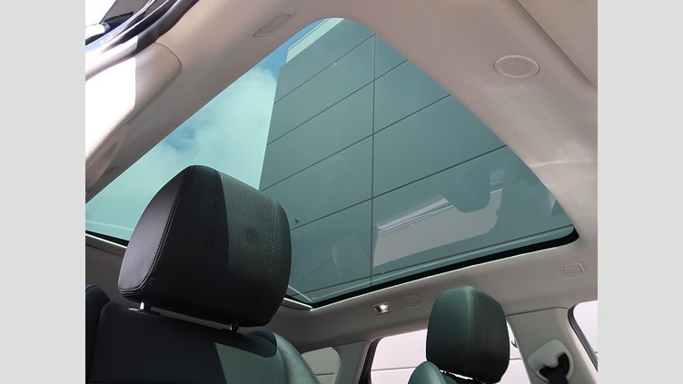 2021 認定中古車 Land Rover Range Rover Evoque Santorini Black 2.0 litre i4P​ S