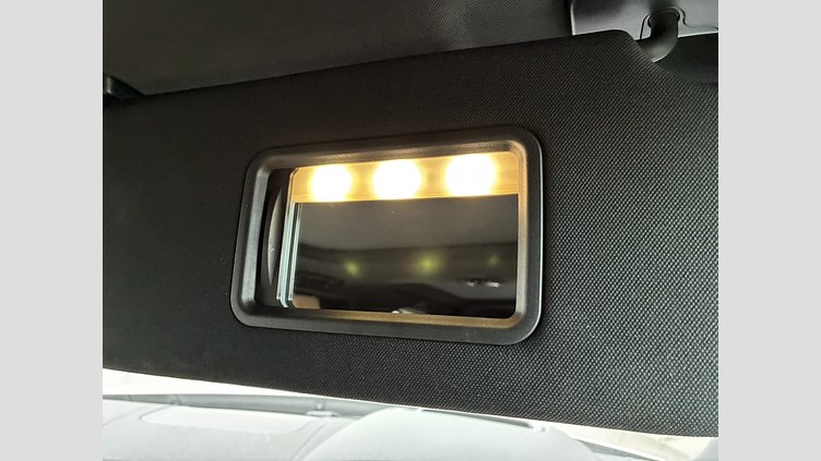 2025 認定中古車 Land Rover Discovery Lantau Bronze 3.0 litre i6D​ Dynamic HSE