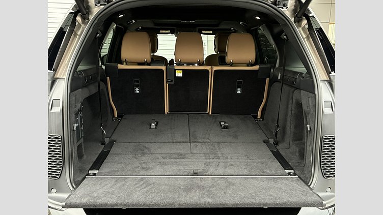 2025 認定中古車 Land Rover Discovery Lantau Bronze 3.0 litre i6D​ Dynamic HSE