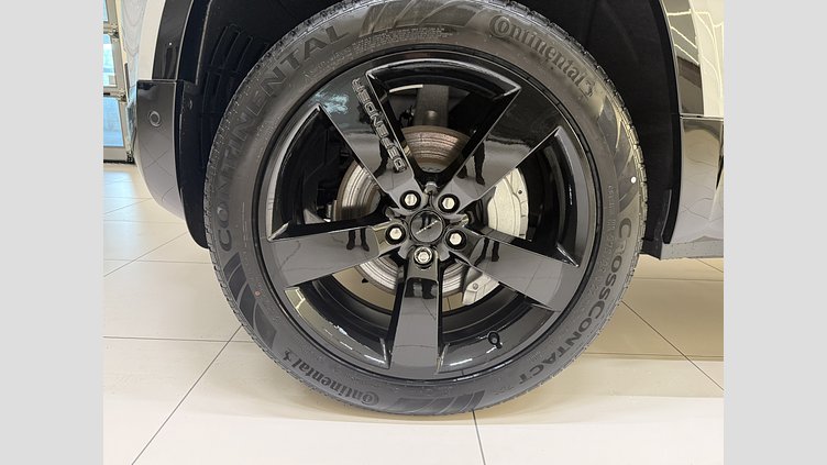 2026 Ny Land Rover Defender 110 Borasco Grey Bensin Laddhybrid X-Dynamic SE