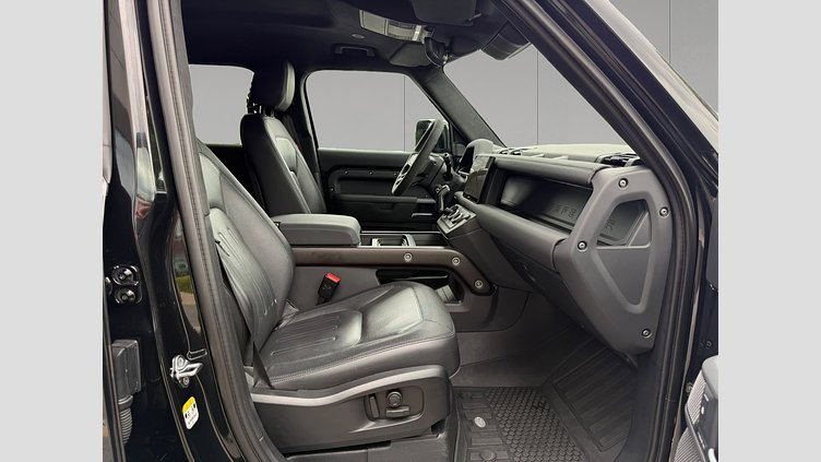 2021 Approved Land Rover Defender 110 Santorini Black 3.0 litre i6D​ HSE
