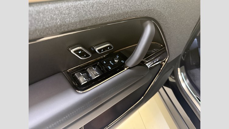 2025 Ny Land Rover Range Rover Sport Santorini Black P460e Bensin Plug-in Hybrid Kort hjulbas (SWB) Dynamic SE