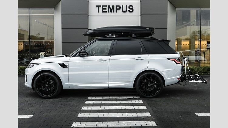 2020 JAZDENÉ VOZIDLÁ Land Rover Range Rover Sport Yulong White 3.0D SDV6 306 PS AWD Auto                                    HSE Dynamic