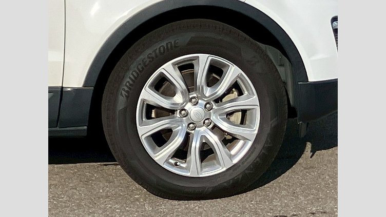 2017 認定中古車 Land Rover Range Rover Evoque Fuji White 2.0 litre Si4 Petrol  FREESTYLE (SE)