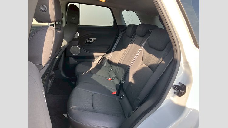 2017 認定中古車 Land Rover Range Rover Evoque Fuji White 2.0 litre Si4 Petrol  FREESTYLE (SE)