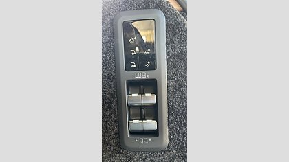 Range Rover 11