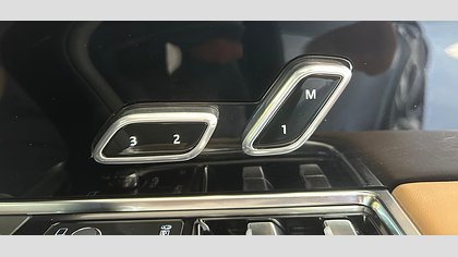 Range Rover 27