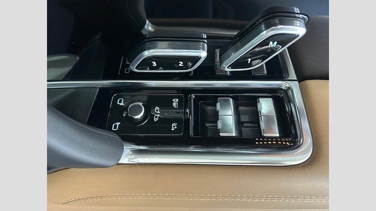 2026 Approved Land Rover Range Rover Petrolix Blue - SVO Automatic P530 LWB Autobiography
