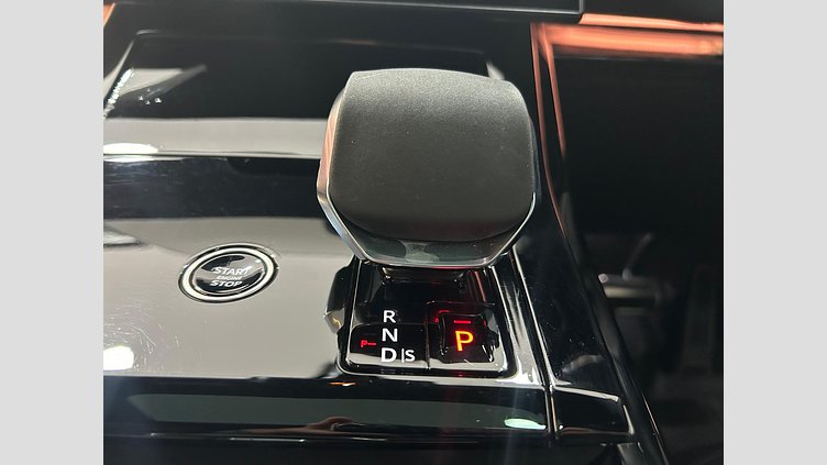 2025 Approved Land Rover Range Rover Sport Fuji White Automatic D350 Dynamic HSE