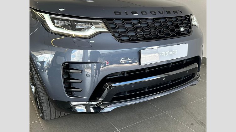 2025 Approved Land Rover Discovery Varesine Blue Automatic D350 Dynamic HSE