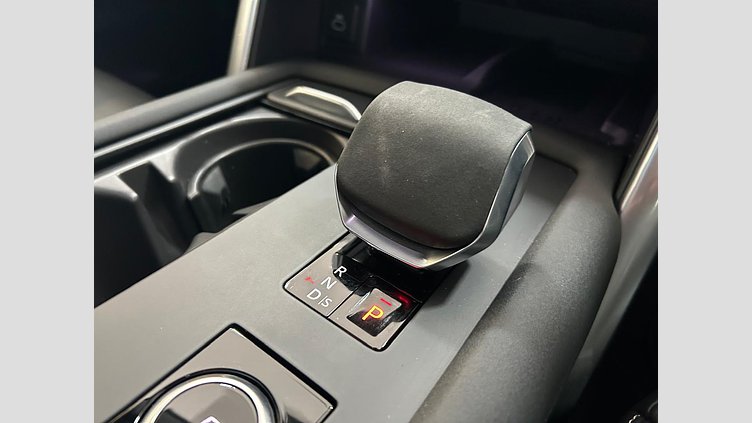 2025 Approved Land Rover Discovery Varesine Blue Automatic D350 Dynamic HSE