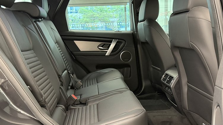 2025 新車 Land Rover Discovery Sport (1AU) Carpathian Grey 喀爾巴阡灰 P250 汽油輕油電混合 Standard Wheelbase Dynamic SE