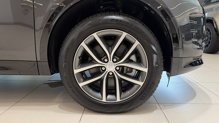 2025 新車 Land Rover Discovery Sport (1AU) Carpathian Grey 喀爾巴阡灰 P250 汽油輕油電混合 Standard Wheelbase Dynamic SE