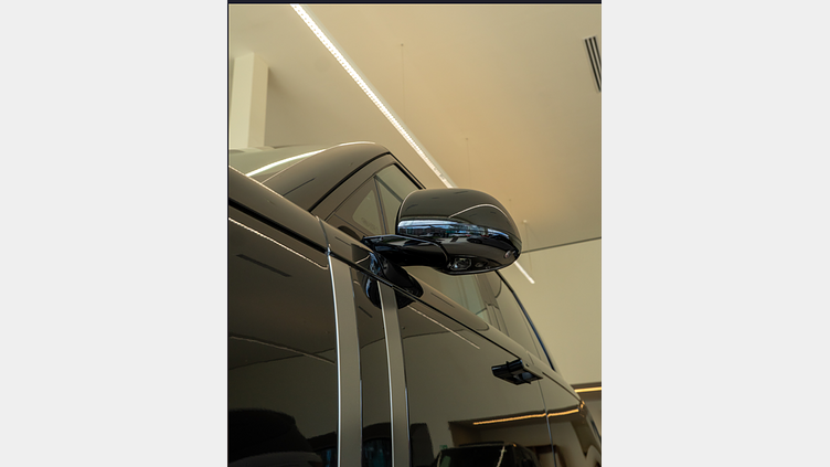 2025 Seminuevos Approved Land Rover Range Rover Santorini Black 3.0 litre i6 PHEV​  HSE 460PS