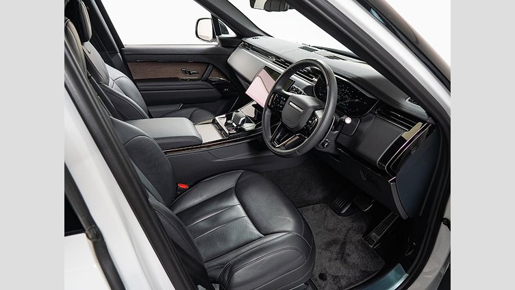 2023 認定中古車 Land Rover Range Rover Sport フジホワイト D300マイルドハイブリッド スタンダードホイールベース Dynamic HSE
