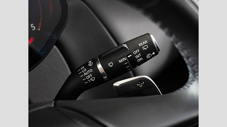 2023 認定中古車 Land Rover Range Rover Sport フジホワイト D300マイルドハイブリッド スタンダードホイールベース Dynamic HSE