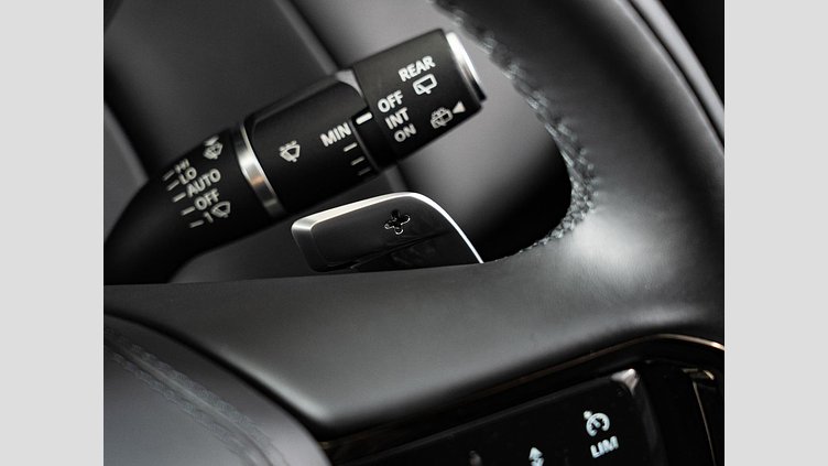 2023 認定中古車 Land Rover Range Rover Sport フジホワイト D300マイルドハイブリッド スタンダードホイールベース Dynamic HSE