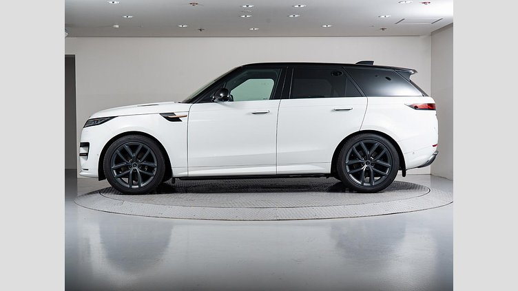 2023 認定中古車 Land Rover Range Rover Sport フジホワイト D300マイルドハイブリッド スタンダードホイールベース Dynamic HSE