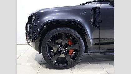 Defender 110 11