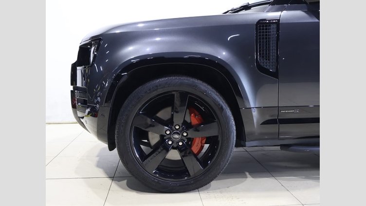 2023 認定中古車 Land Rover Defender 110 Carpathian Grey 3.0 litre i6D​ 110X D300