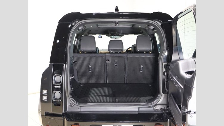 2023 認定中古車 Land Rover Defender 110 Carpathian Grey 3.0 litre i6D​ 110X D300