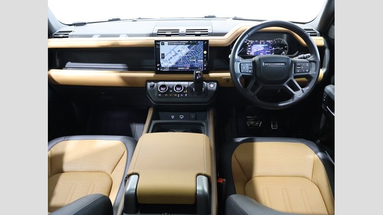 2023 認定中古車 Land Rover Defender 110 Carpathian Grey 3.0 litre i6D​ 110X D300