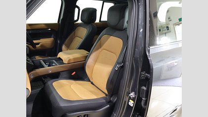 Defender 110 2