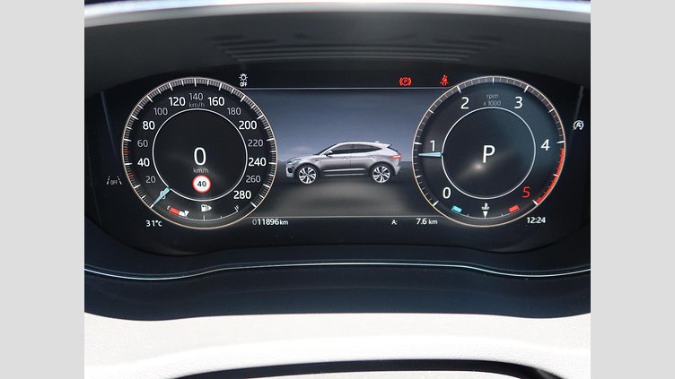 2024 認定中古車 Jaguar E-Pace Santorini Black 2.0 litre i4D​ R-Dynamic SE D200
