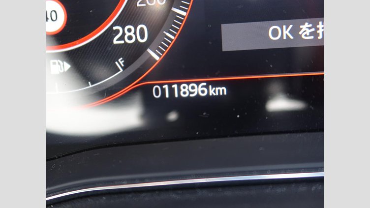 2024 認定中古車 Jaguar E-Pace Santorini Black 2.0 litre i4D​ R-Dynamic SE D200