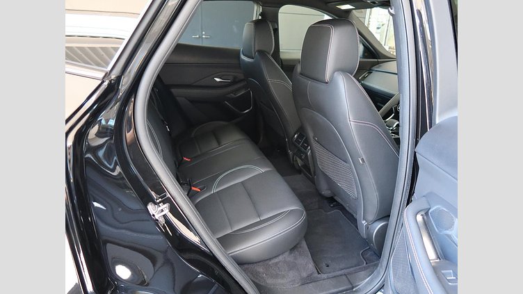 2024 認定中古車 Jaguar E-Pace Santorini Black 2.0 litre i4D​ R-Dynamic SE D200