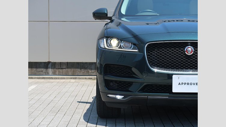 2016 認定中古車 Jaguar F-Pace British Racing Green ディーゼル プレステージ