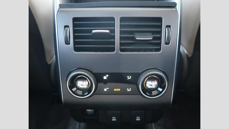 2021 認定中古車 Land Rover Range Rover Sport Santorini Black 3.0 litre i6D​ SE 300PS
