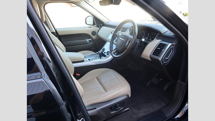 2021 認定中古車 Land Rover Range Rover Sport Santorini Black 3.0 litre i6D​ SE 300PS