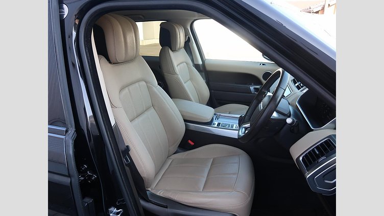 2021 認定中古車 Land Rover Range Rover Sport Santorini Black 3.0 litre i6D​ SE 300PS