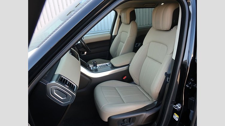 2021 認定中古車 Land Rover Range Rover Sport Santorini Black 3.0 litre i6D​ SE 300PS
