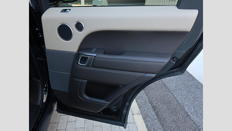 2021 認定中古車 Land Rover Range Rover Sport Santorini Black 3.0 litre i6D​ SE 300PS