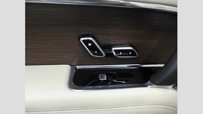 Range Rover 29