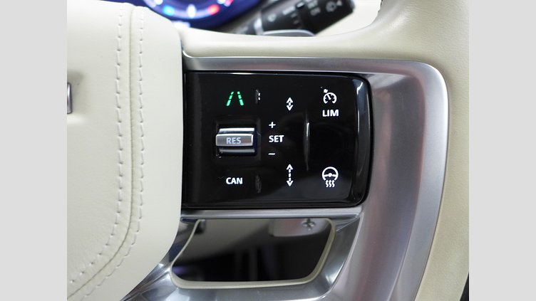 2023 認定中古車 Land Rover Range Rover Charente Grey D300 Autobiography